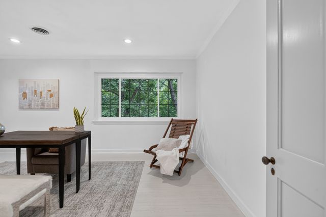 327 Marshman Street, Highland Park, IL 60035