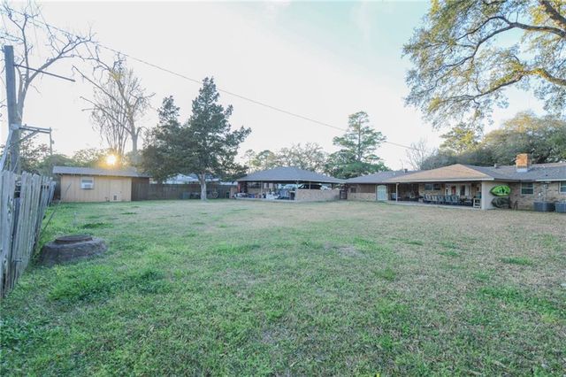 5611 MILDRED Avenue, Alexandria, LA 71301