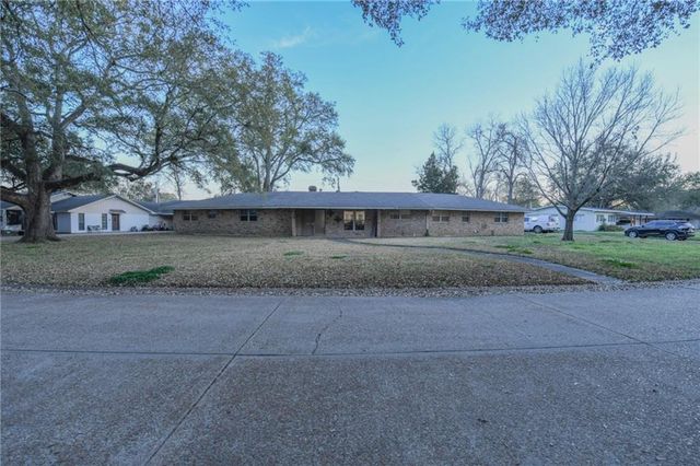 5611 MILDRED Avenue, Alexandria, LA 71301