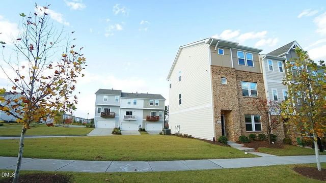 1041 Salt Glaze Lane, Cary, NC 27519