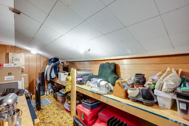 206 W Fernell St, Derby, KS 67037