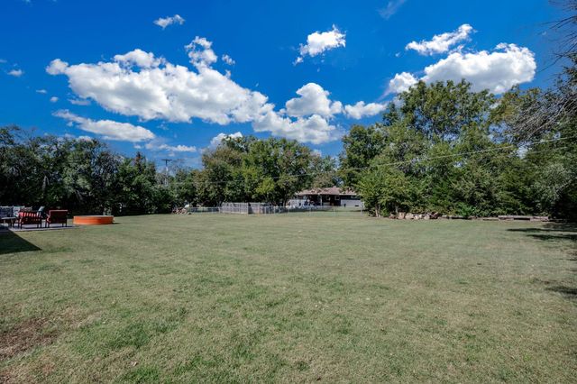 206 W Fernell St, Derby, KS 67037