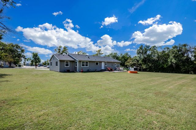 206 W Fernell St, Derby, KS 67037