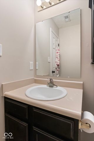 662 Cembra Drive, Greenwood, IN 46143
