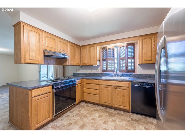 2690 POLK St, Eugene, OR 97405