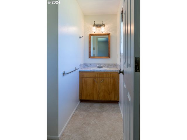 2690 POLK St, Eugene, OR 97405