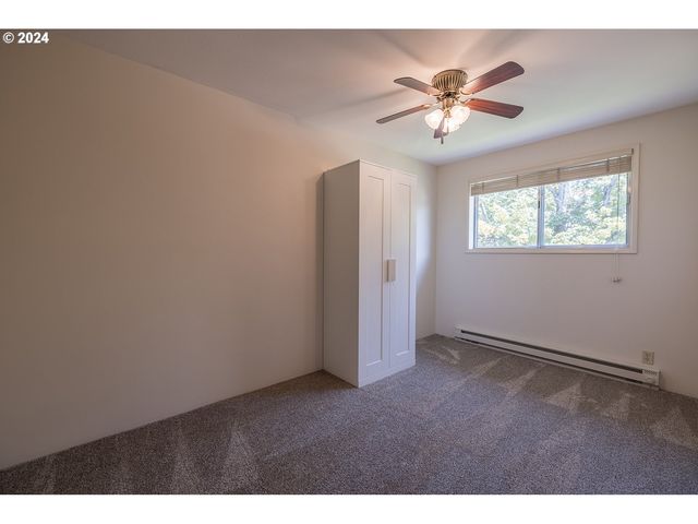 2690 POLK St, Eugene, OR 97405