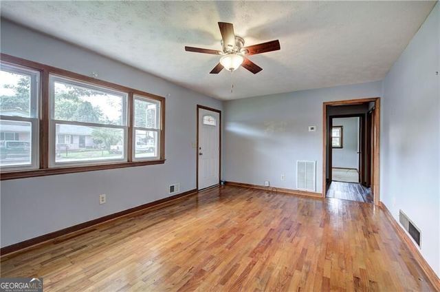 7 West Drive, Cartersville, GA 30120