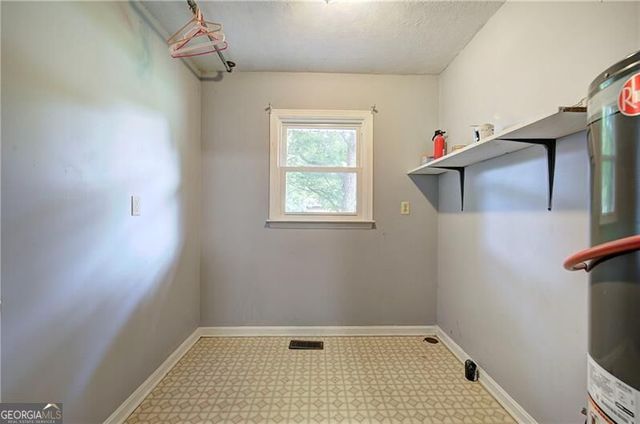 7 West Drive, Cartersville, GA 30120