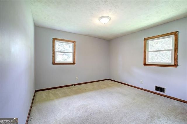 7 West Drive, Cartersville, GA 30120