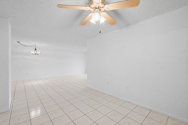 6112 Huntwick Terrace 102, Delray Beach, FL 33484