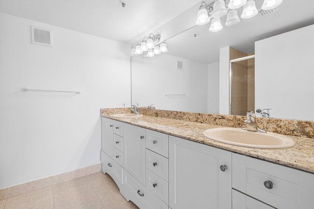 6112 Huntwick Terrace 102, Delray Beach, FL 33484