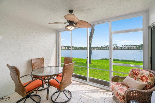 6112 Huntwick Terrace 102, Delray Beach, FL 33484