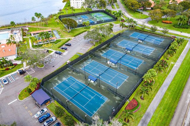 6112 Huntwick Terrace 102, Delray Beach, FL 33484