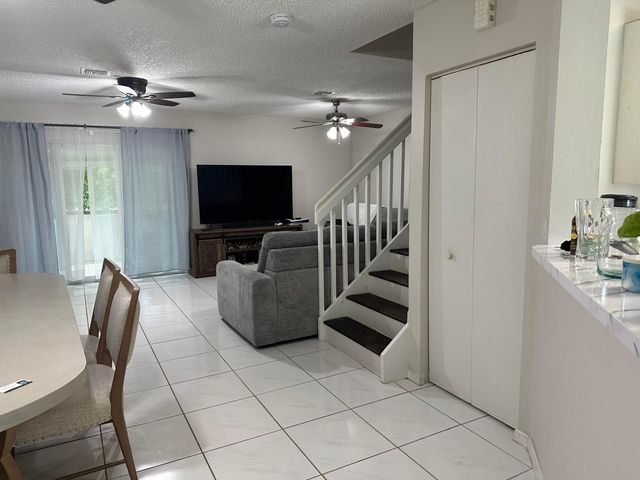 1420 SW 47TH Avenue, Deerfield Beach, FL 33442