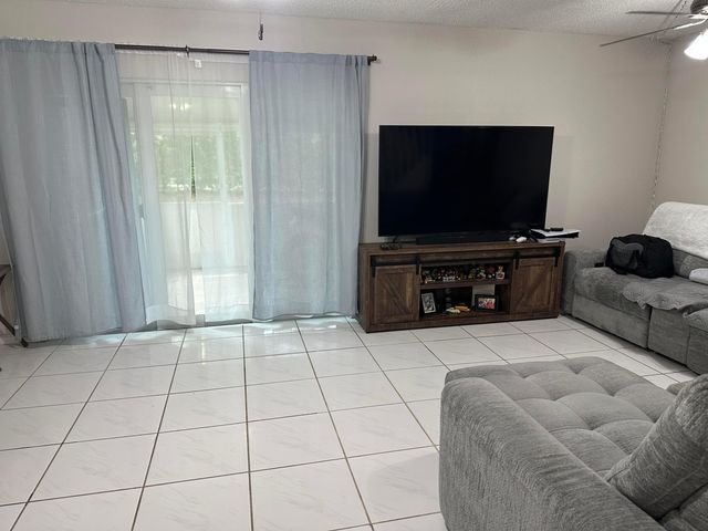 1420 SW 47TH Avenue, Deerfield Beach, FL 33442