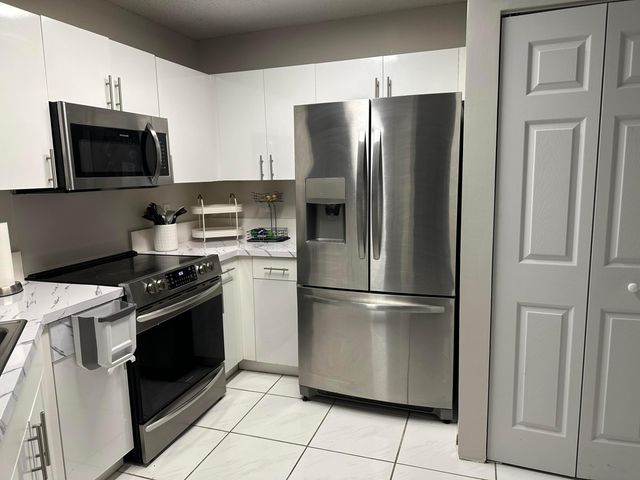 1420 SW 47TH Avenue, Deerfield Beach, FL 33442