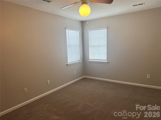 8817 Elkins Park Drive, Matthews, NC 28105