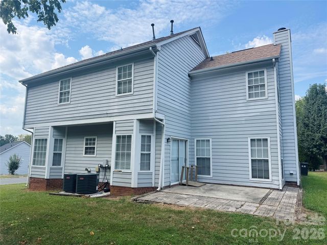 8817 Elkins Park Drive, Matthews, NC 28105