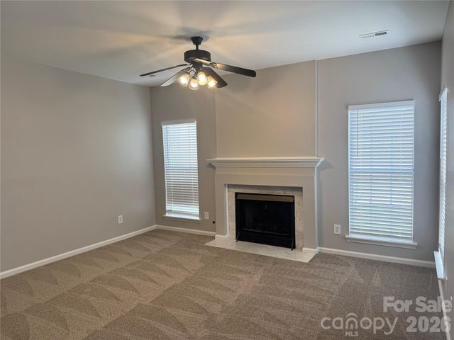 8817 Elkins Park Drive, Matthews, NC 28105