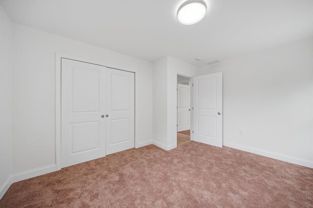 106 Lock Street B, Nashua, NH 03064
