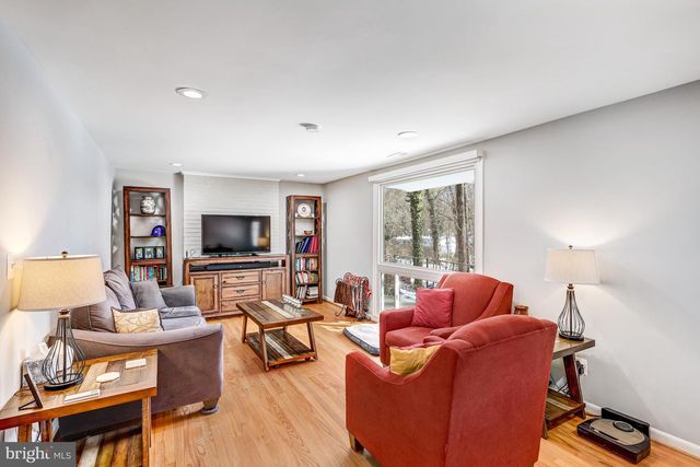 7213 CALAMO ST, Springfield, VA 22150