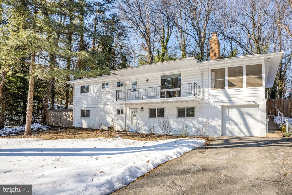 7213 CALAMO ST, Springfield, VA 22150