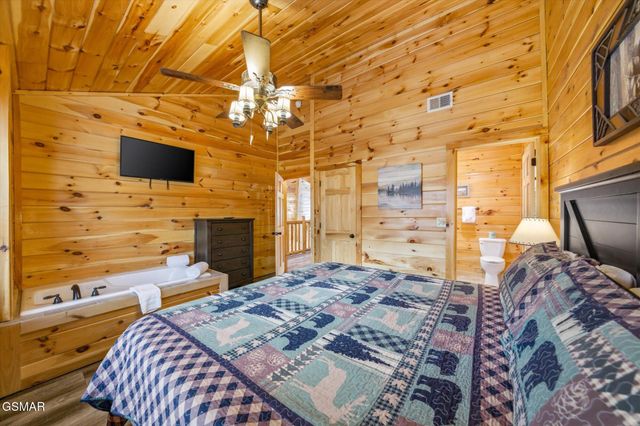 551 Blackberry Ridge Way, Pigeon Forge, TN 37863