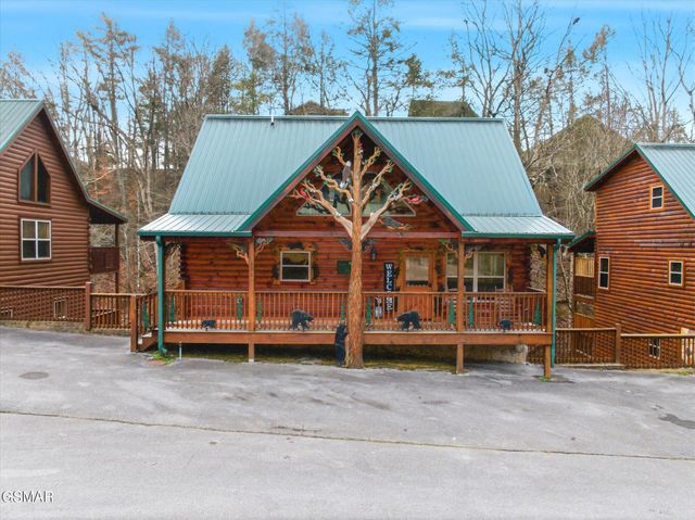 551 Blackberry Ridge Way, Pigeon Forge, TN 37863