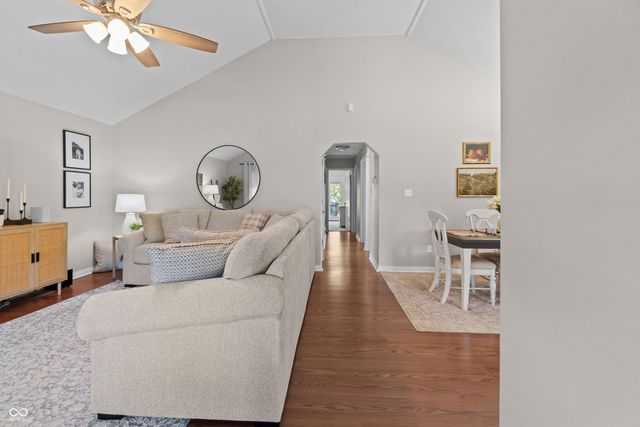 621 Louise Drive, Indianapolis, IN 46217