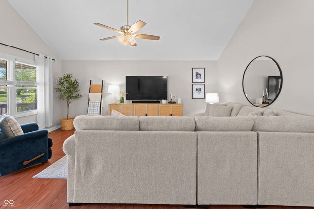 621 Louise Drive, Indianapolis, IN 46217