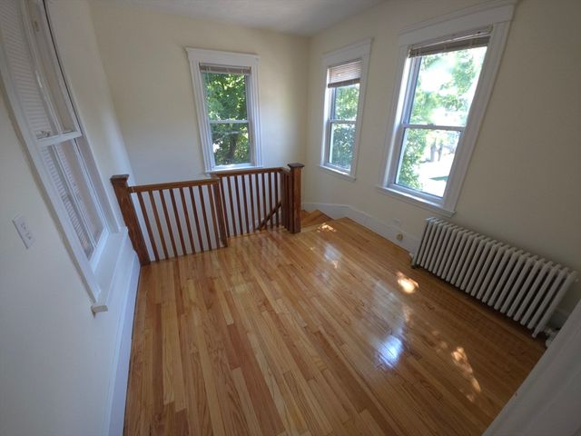 70 Leonard St 70, Dedham, MA 02026