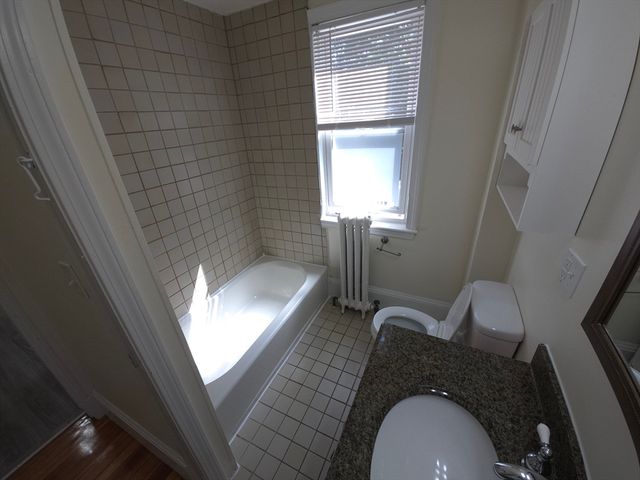 70 Leonard St 70, Dedham, MA 02026