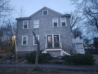 70 Leonard St 70, Dedham, MA 02026