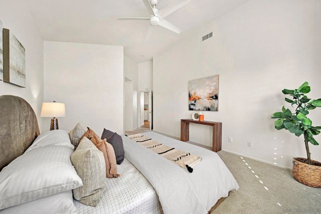 6055 Dassia Way, Oceanside, CA 92056