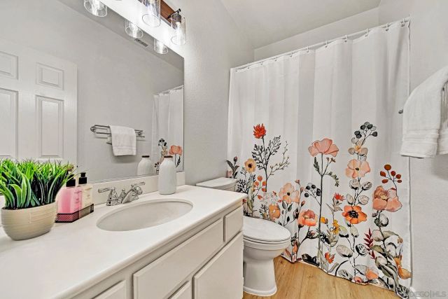 6055 Dassia Way, Oceanside, CA 92056