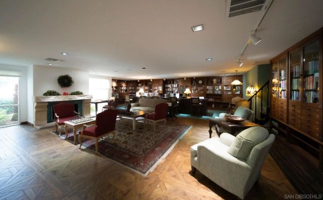 6055 Dassia Way, Oceanside, CA 92056