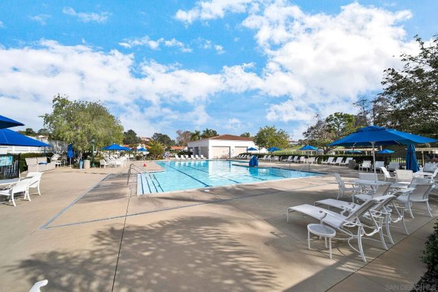 6055 Dassia Way, Oceanside, CA 92056