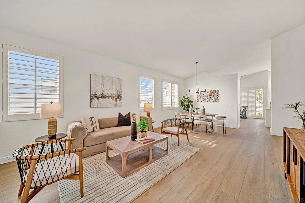 6055 Dassia Way, Oceanside, CA 92056