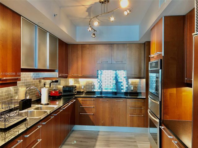 3101 S Ocean Drive 801, Hollywood, FL 33019