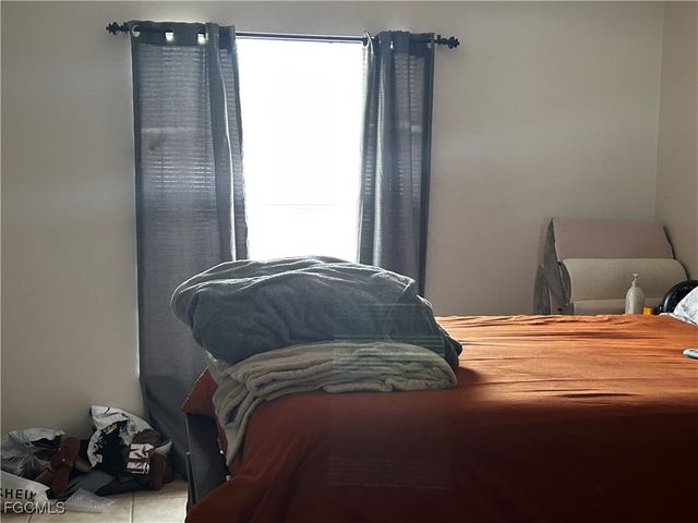 4121 & 4123 SW 7th PL, Cape Coral, FL 33914