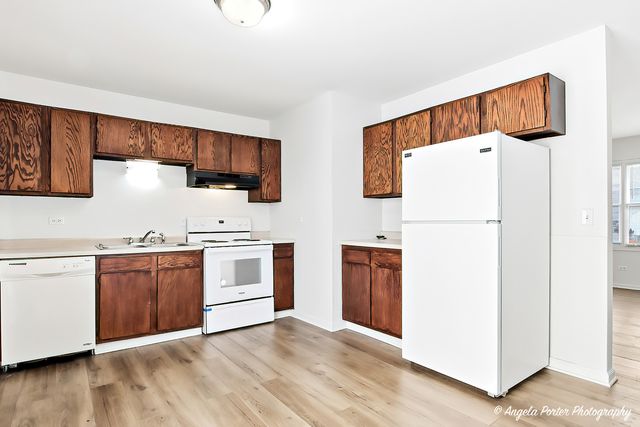 829 Washington Street 1, Woodstock, IL 60098