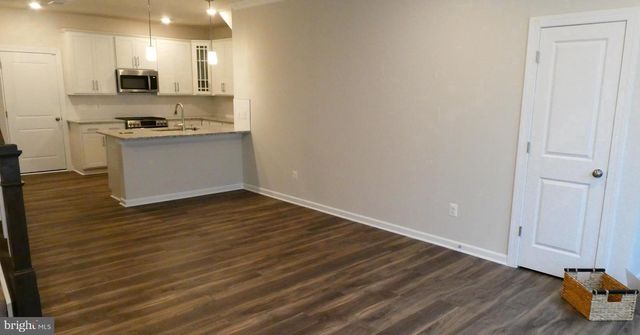 2329 STEPHANIE TESSA LN, Woodbridge, VA 22191