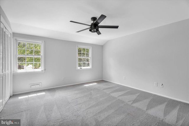 118 FENWICK RD, Cherry Hill, NJ 08034