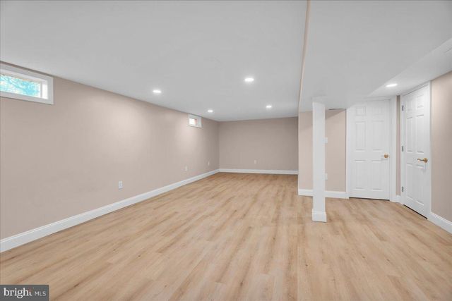 118 FENWICK RD, Cherry Hill, NJ 08034