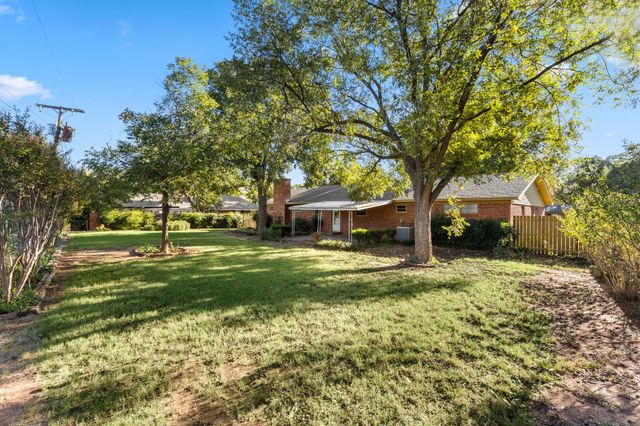 4906 Greenbriar Road, Wichita Falls, TX 76302