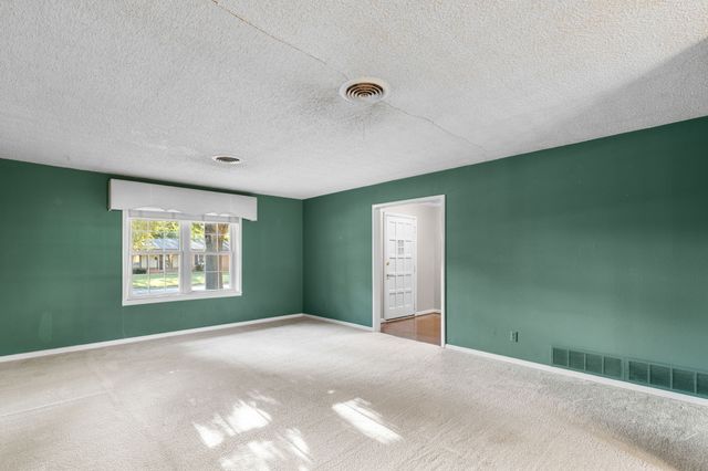 4906 Greenbriar Road, Wichita Falls, TX 76302