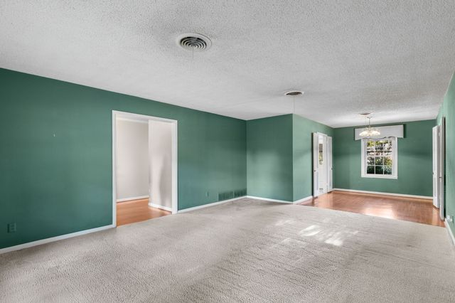 4906 Greenbriar Road, Wichita Falls, TX 76302