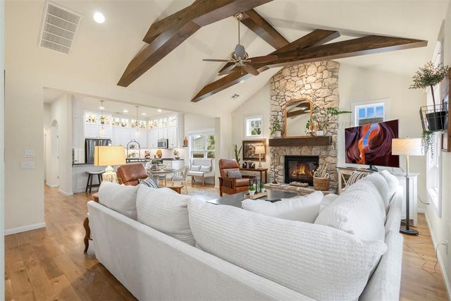 3240 Farmers Market Way, Edmond, OK 73034