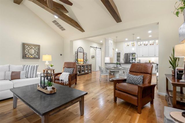 3240 Farmers Market Way, Edmond, OK 73034